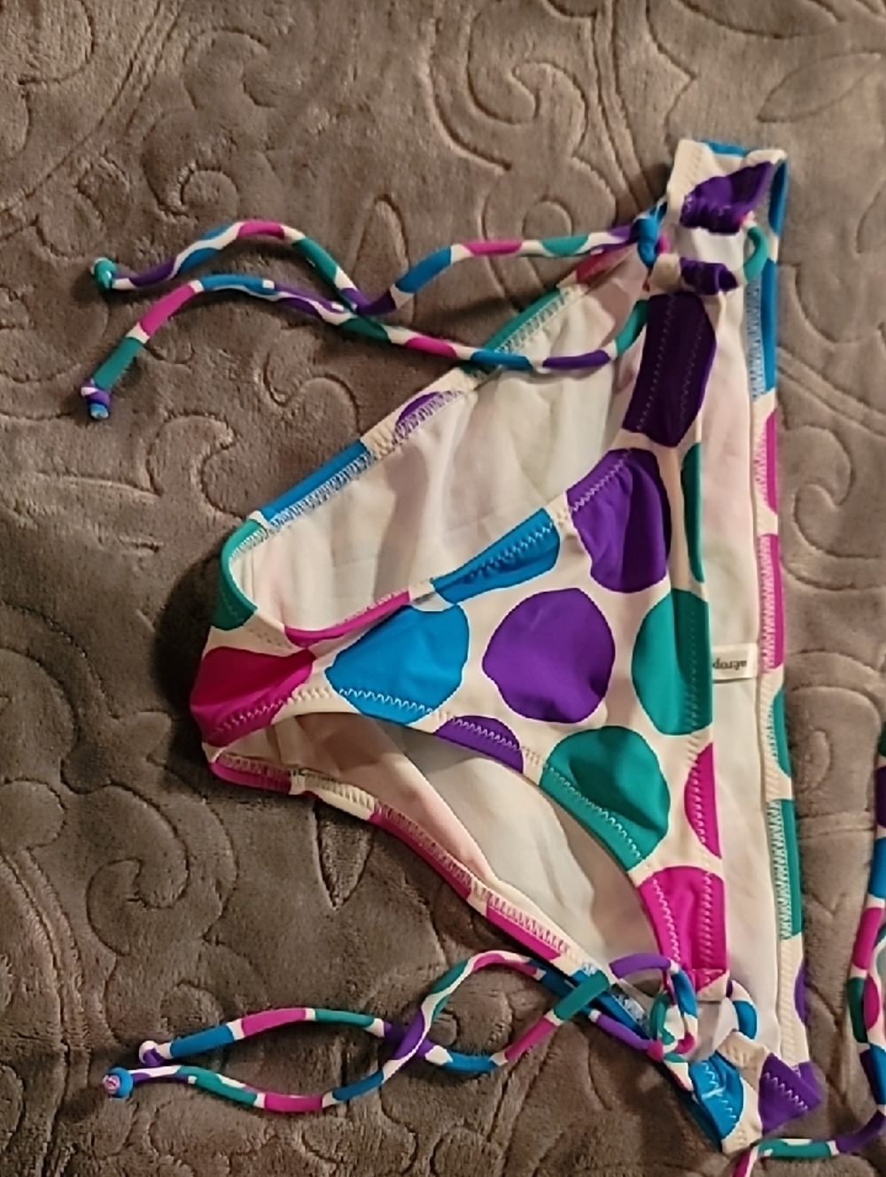Vintage 2010 Aeropostale Polkadot Triangle Bikini With Reversable Patterned Top - Picture 2 of 11